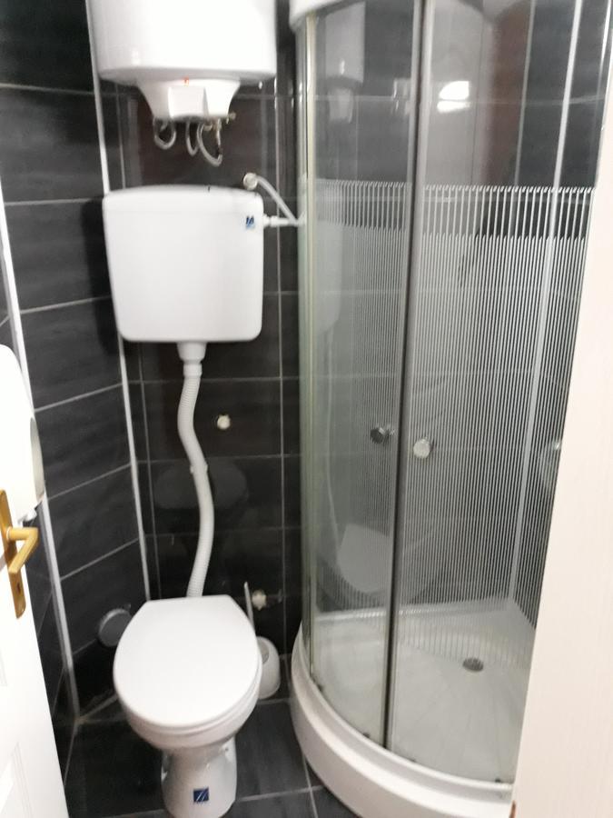 Mario Sunce Apartmani Ni Exteriör bild