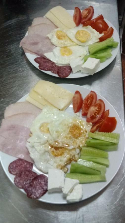 Mario Sunce Apartmani Ni Exteriör bild